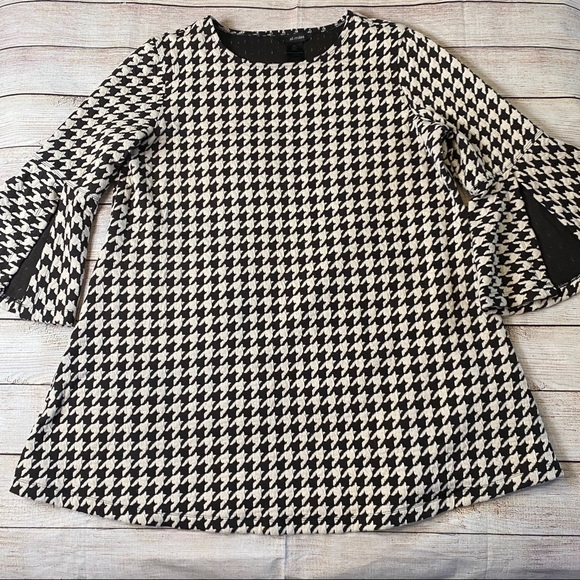 Ali Miles Houndstooth Tunic with Bell Slit Sleeve - Picture 8 of 11